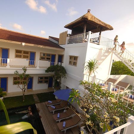 The Island Bali Hostel Seminyak  Bagian luar foto
