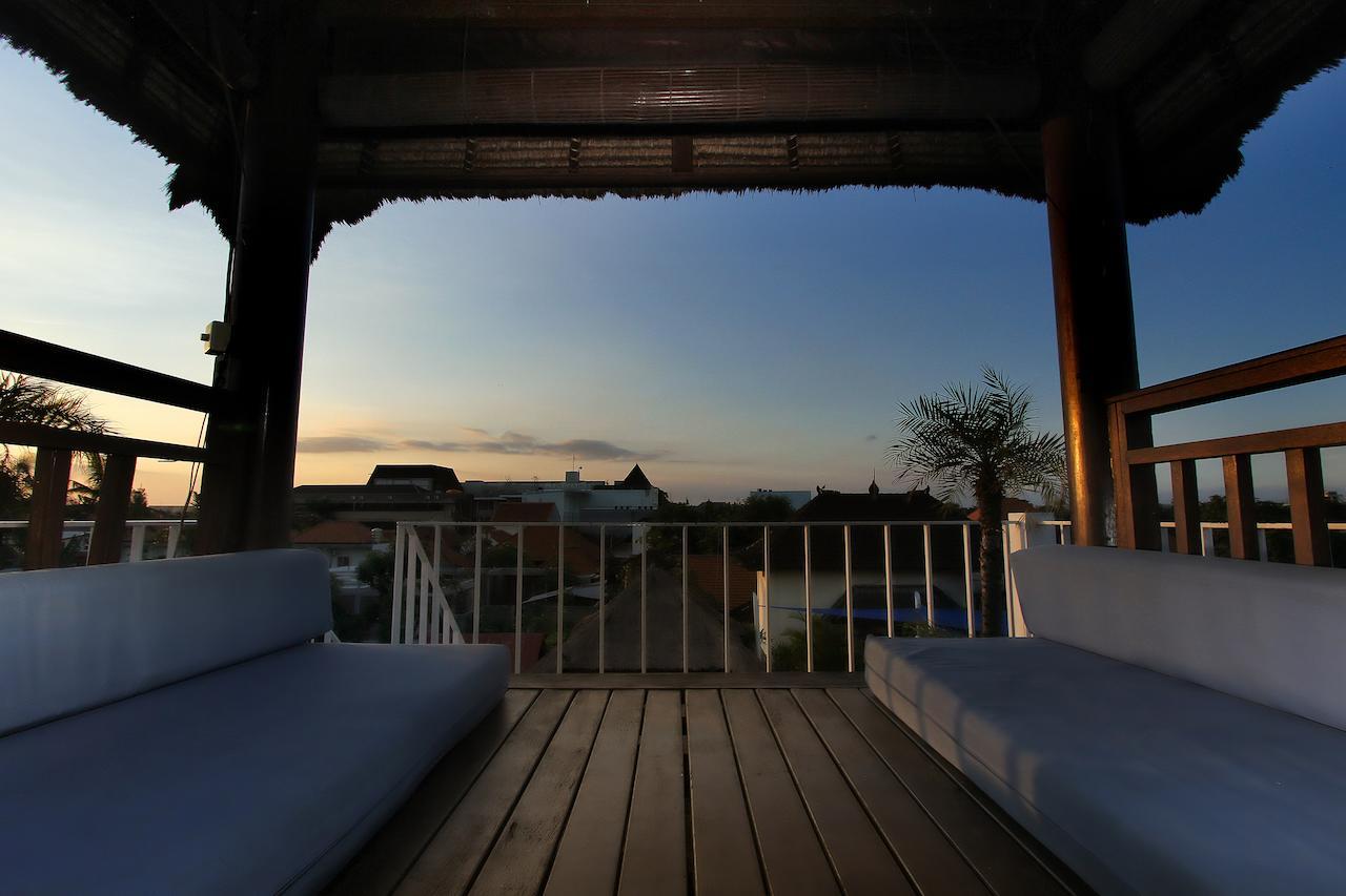 The Island Bali Hostel Seminyak  Ruang foto
